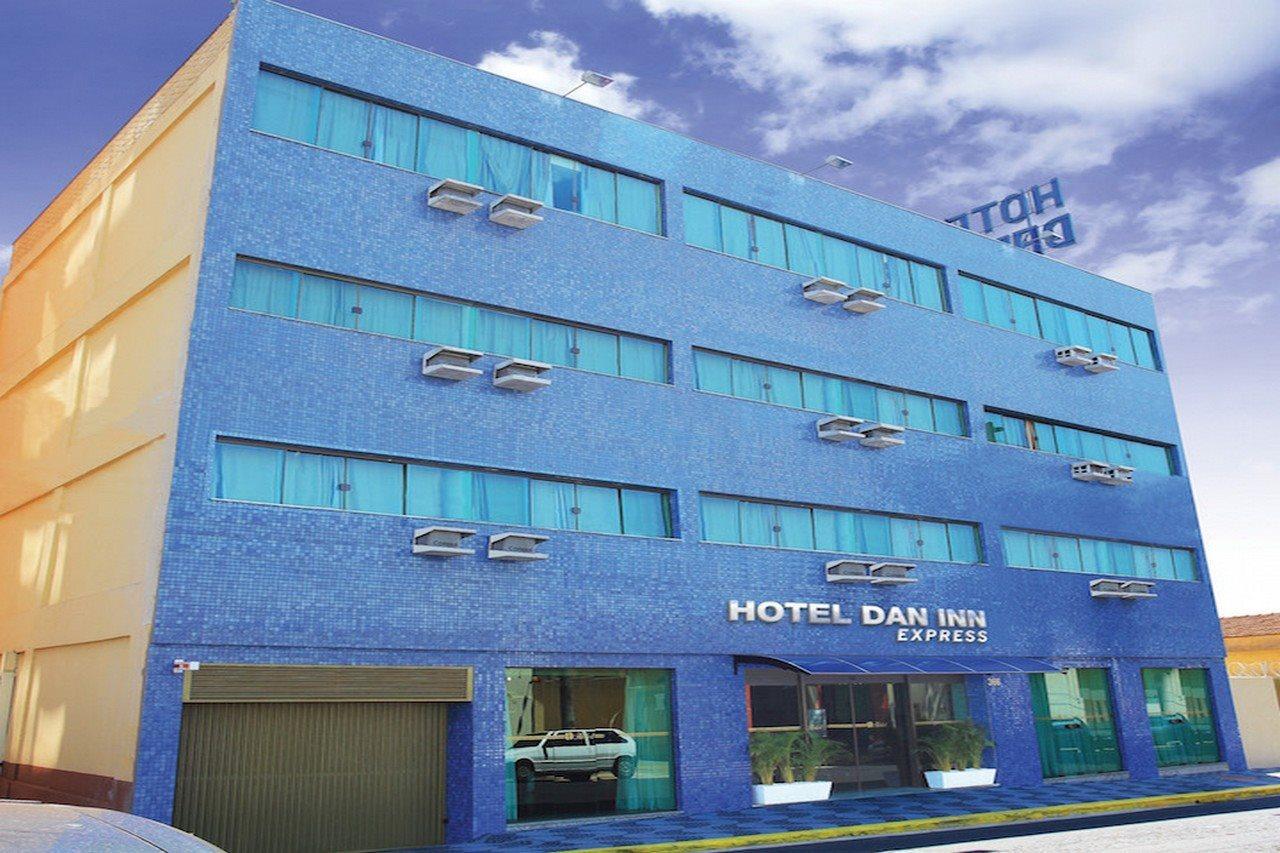 Hotel Dan Inn Express Salvador By Nacional Inn Exterior photo