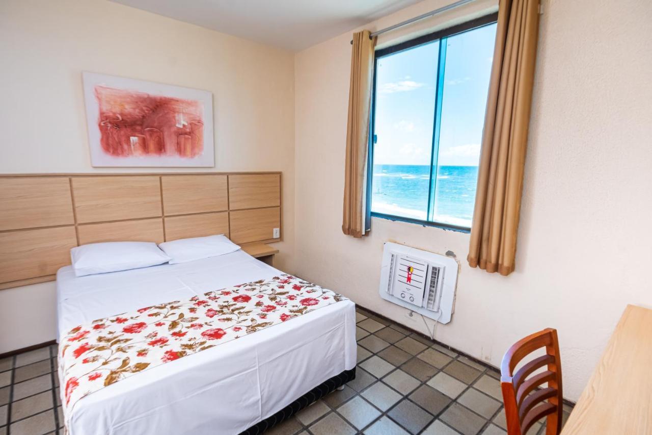 Hotel Dan Inn Express Salvador By Nacional Inn Exterior photo